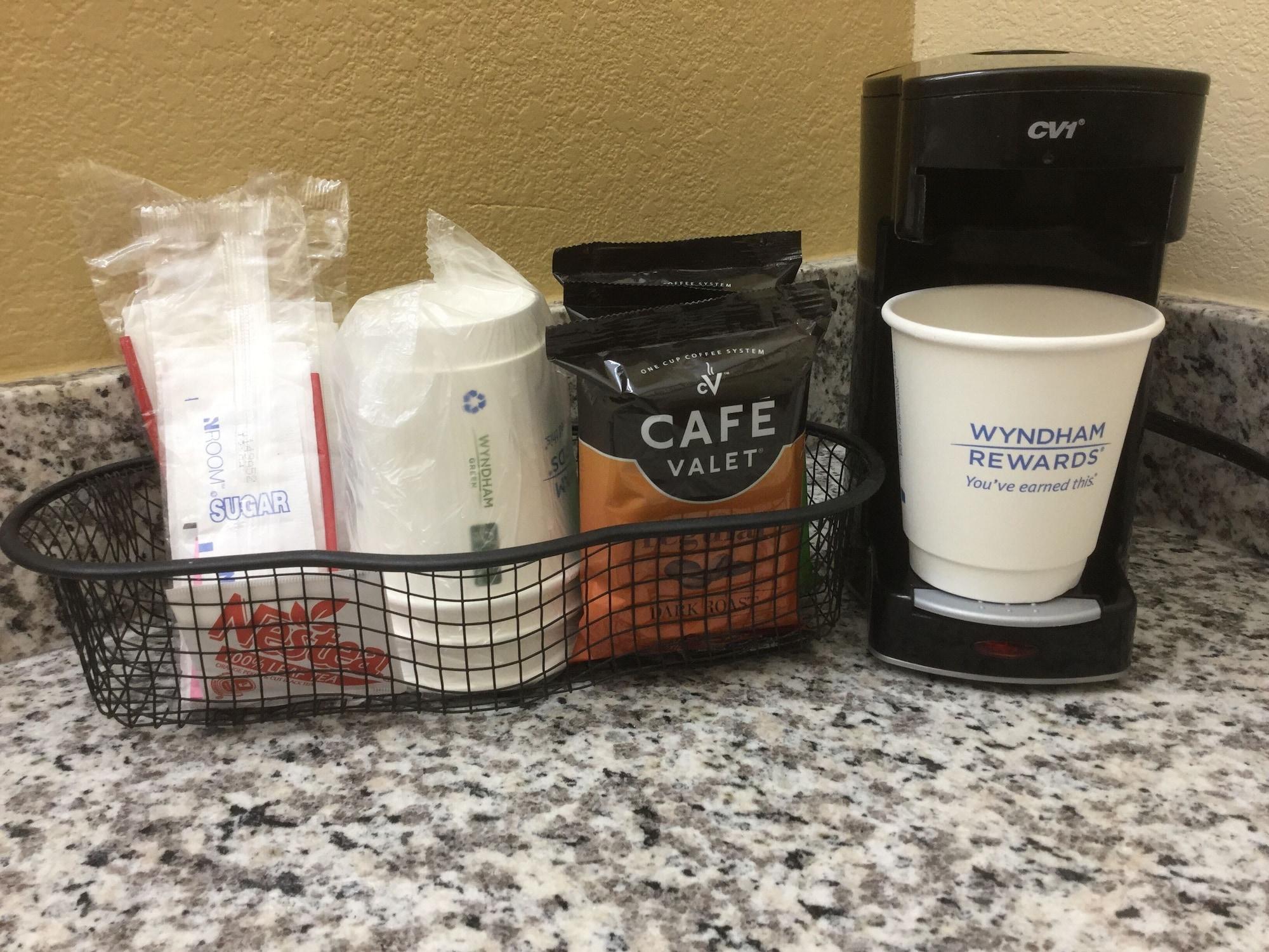 Hotel Days By Wyndham Simpsonville