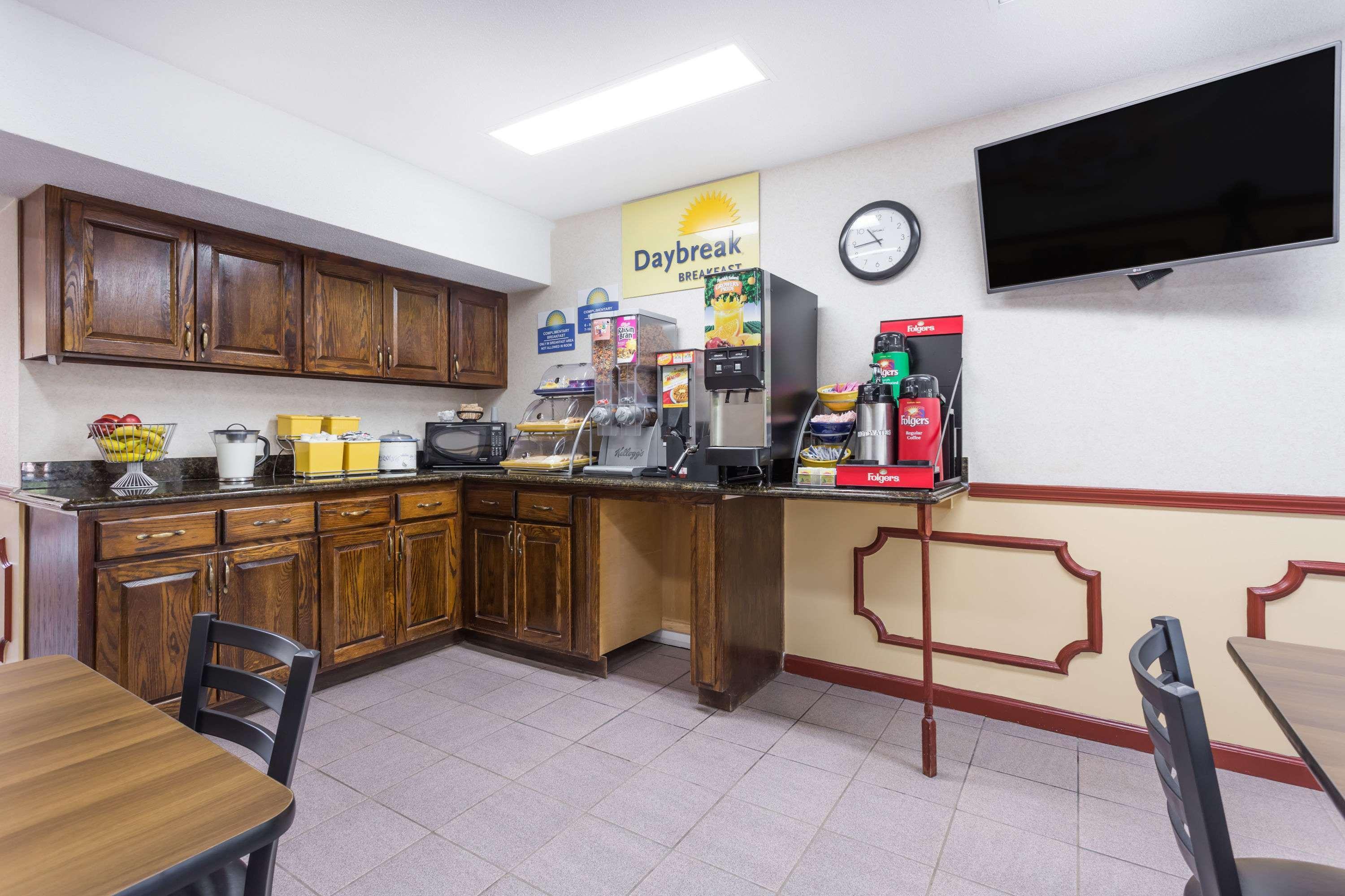 Days By Wyndham Hotel Simpsonville